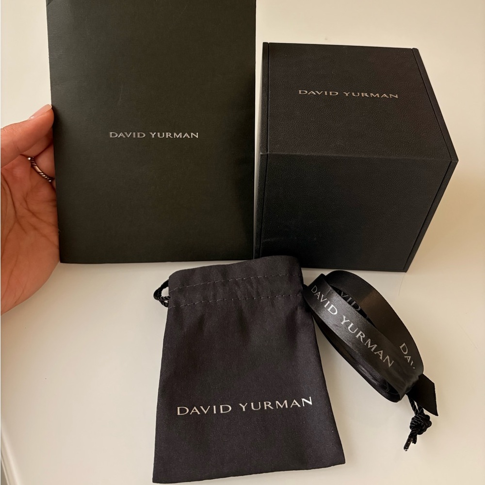 David Yurman Black and White Jewelry Packaging